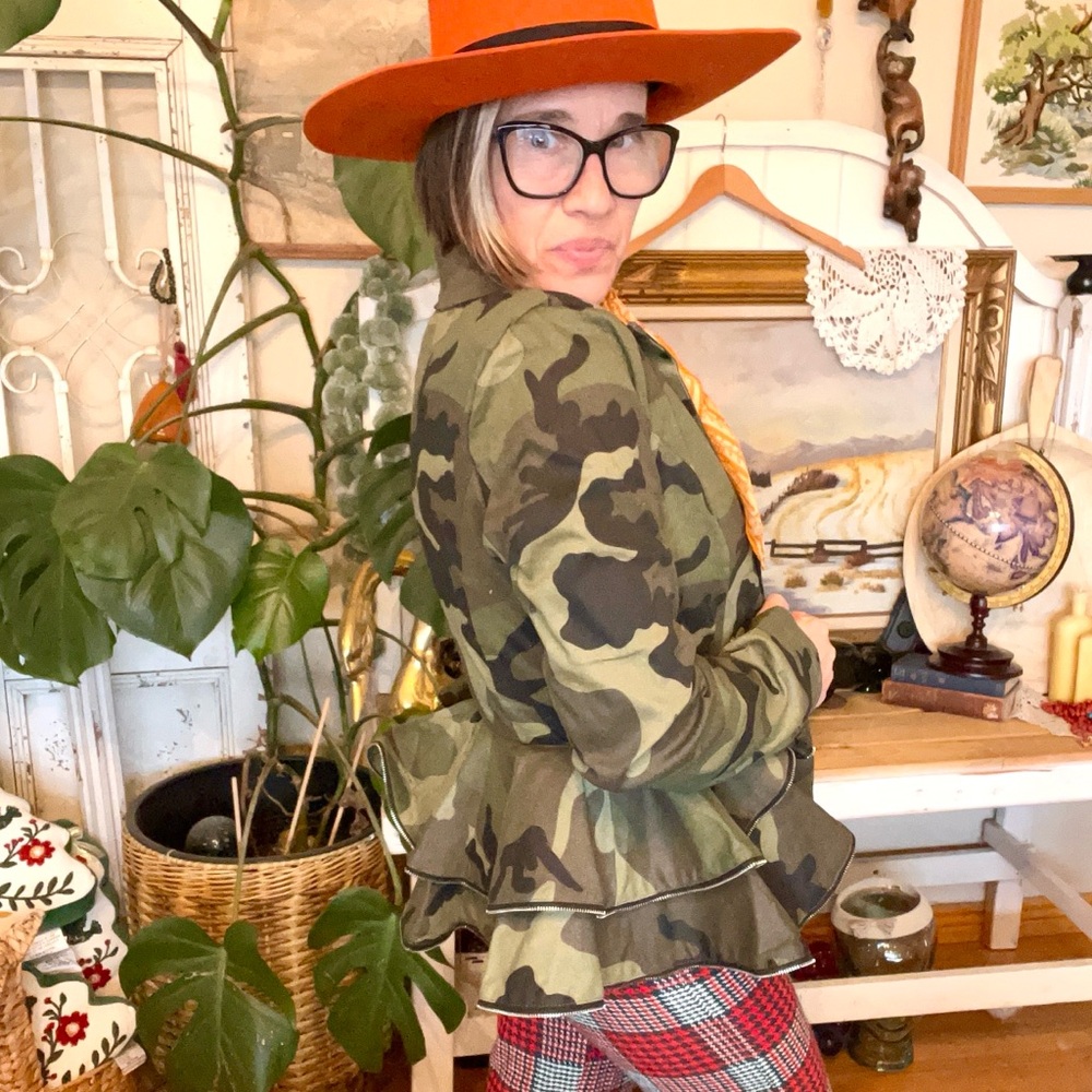 New! The “Zip” Peplum Blazer Camouflage With Zipper Trim Double Breasted Buttons - Picture 9 of 9